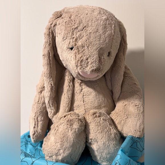 HJ1-Jellycat really big Beige Bunny Stuffed Animal - Picture 2 of 4